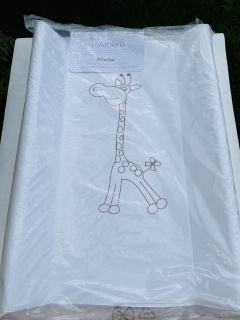 Přebalovací podložka Albero Mio - bílá žirafka
